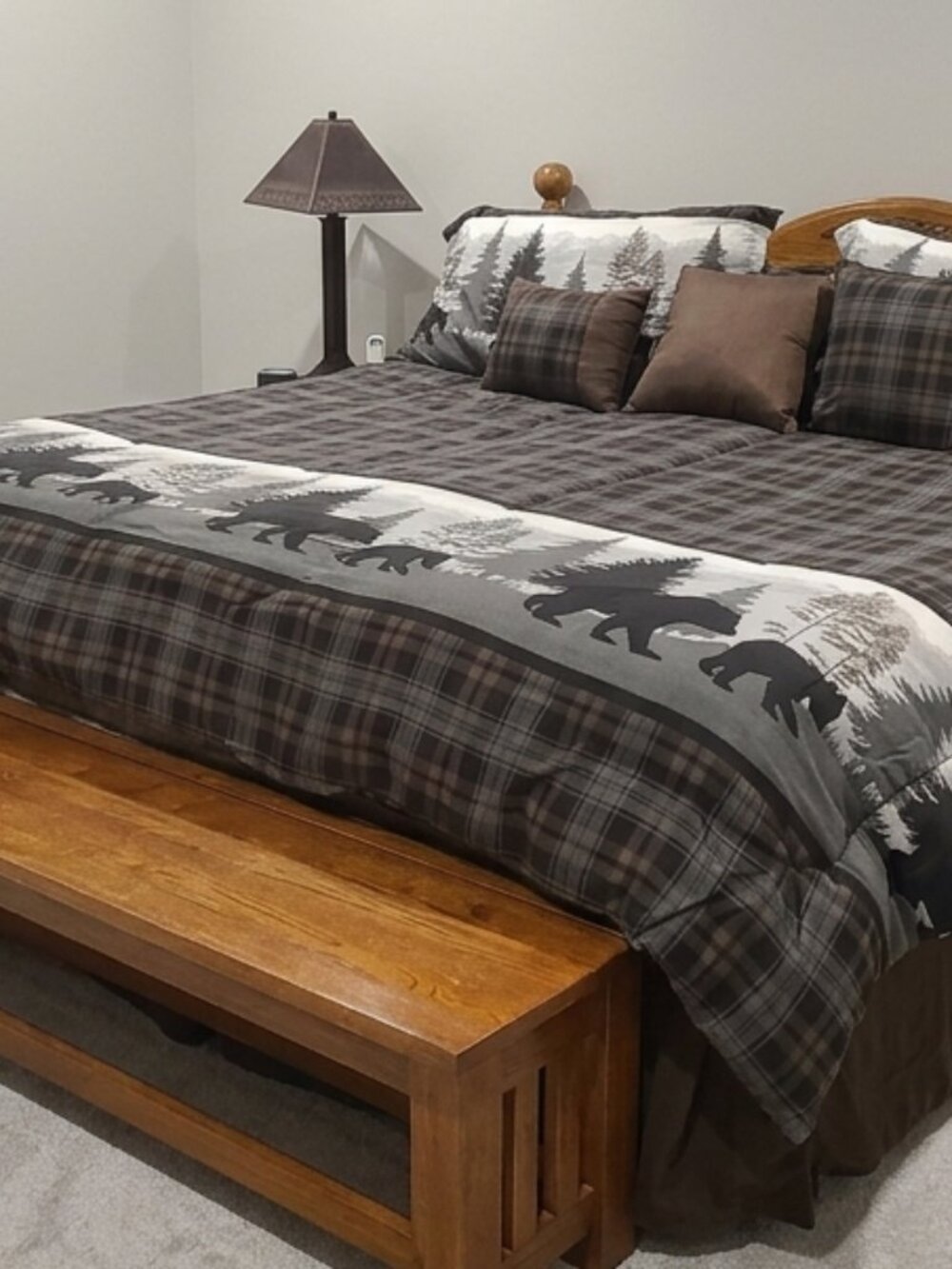 KING SIZE COMFORTER BY ASHLEY COOPER